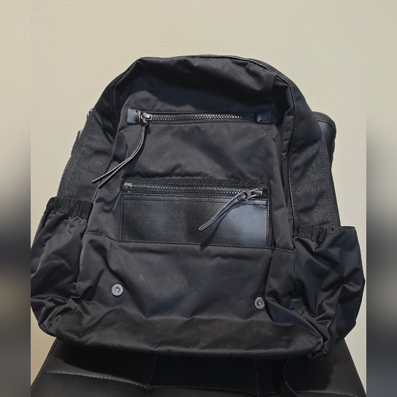 Lululemon black backpack - Picture 1 of 10
